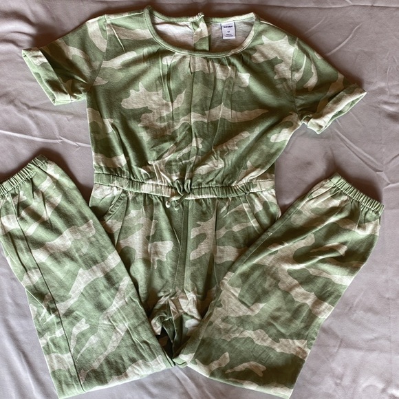 Size 5 girls romper bundle. Baby Gap, Cotton:On Kids and Old Navy romper bundle. - Picture 10 of 13